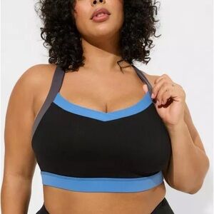 Low-Impact Wireless V-Neck Active Sports Bra Sold out NWT blue& black sports bra